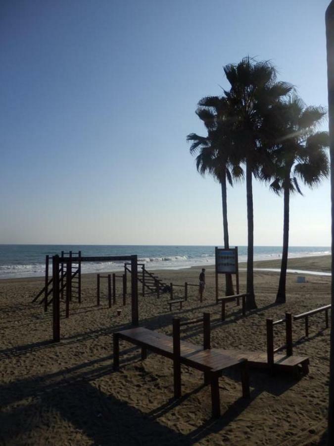 First Line Beach Sea View Естепона Екстериор снимка